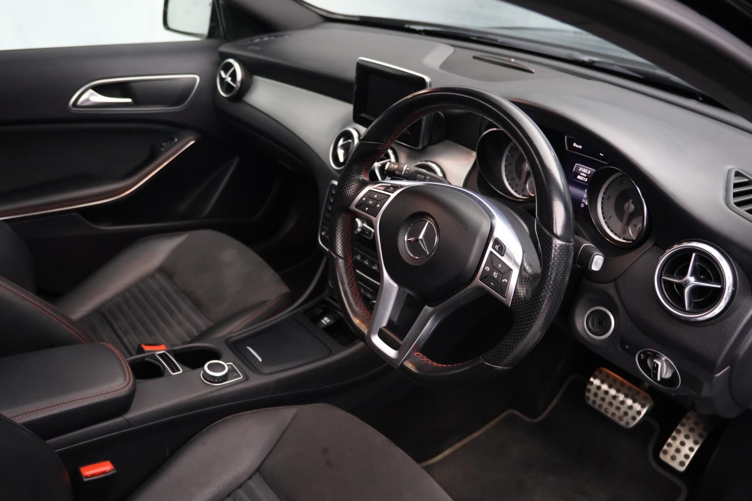 Used Mercedes-Benz GLA for sale - 77754338: Photo 2