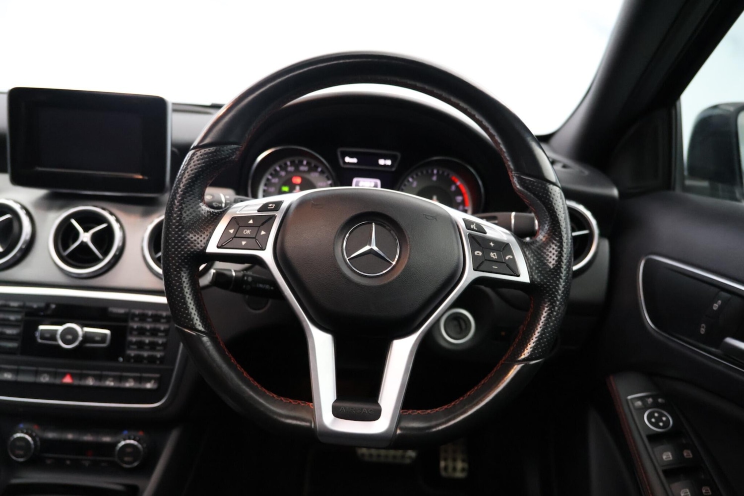 Used Mercedes-Benz GLA for sale - 77754338: Photo 21