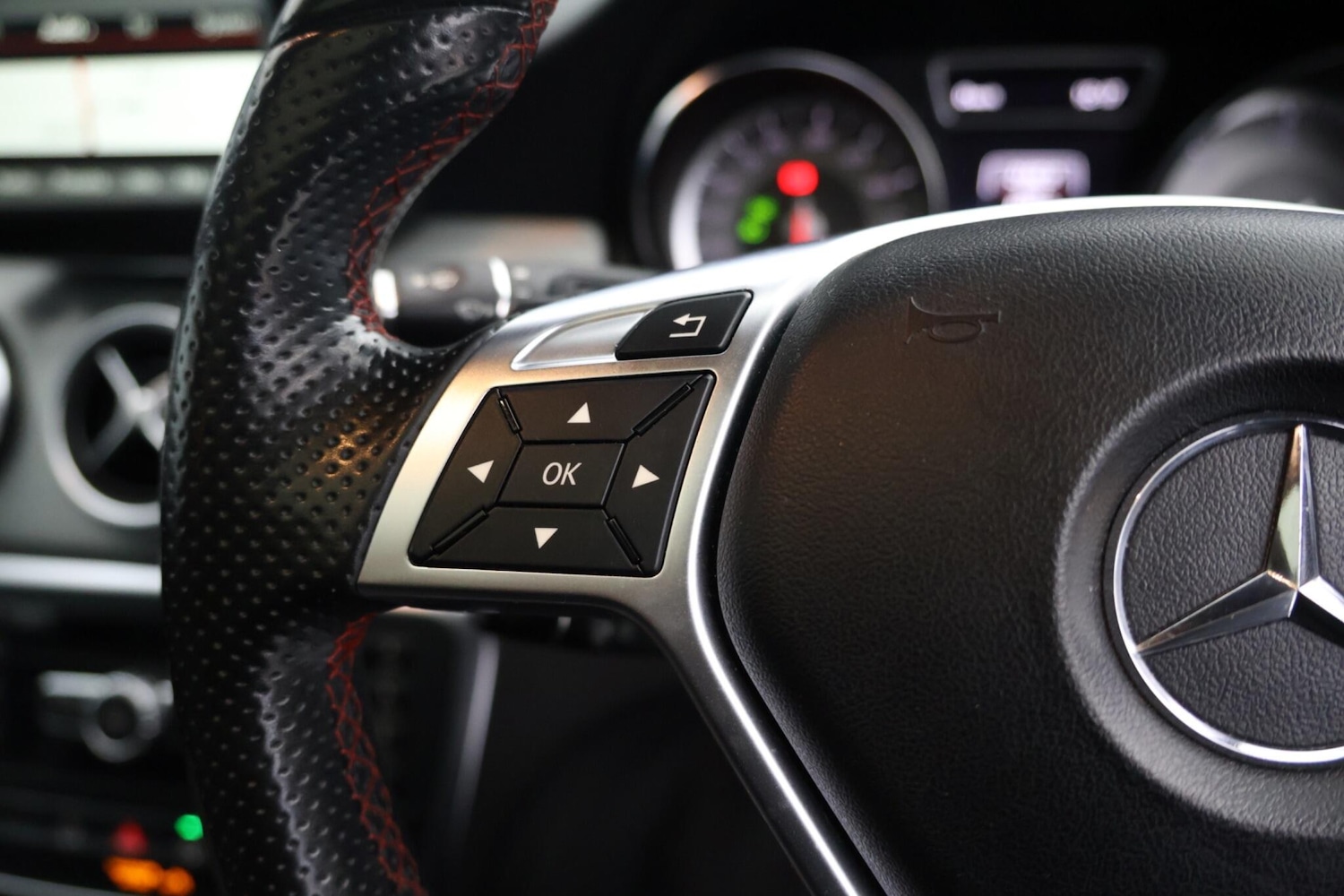 Used Mercedes-Benz GLA for sale - 77754338: Photo 26