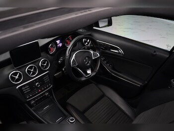 Used Mercedes-Benz GLA 2015 for sale - 78601184: Photo