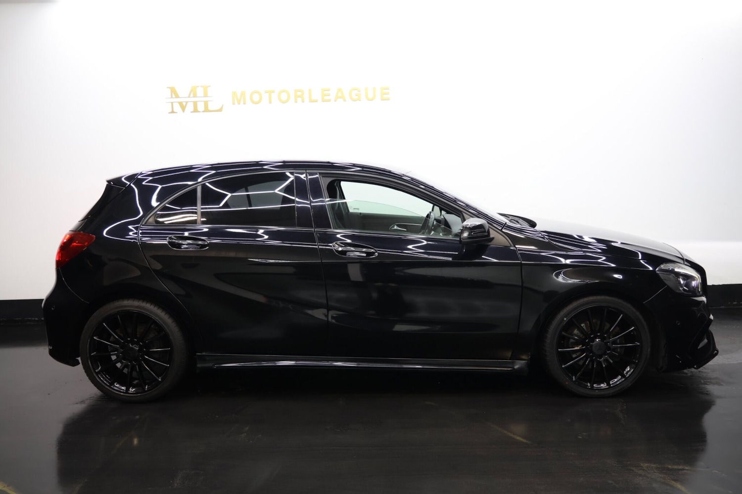 Used Mercedes-Benz A-Class 2017 for sale - 77633407: Photo 18