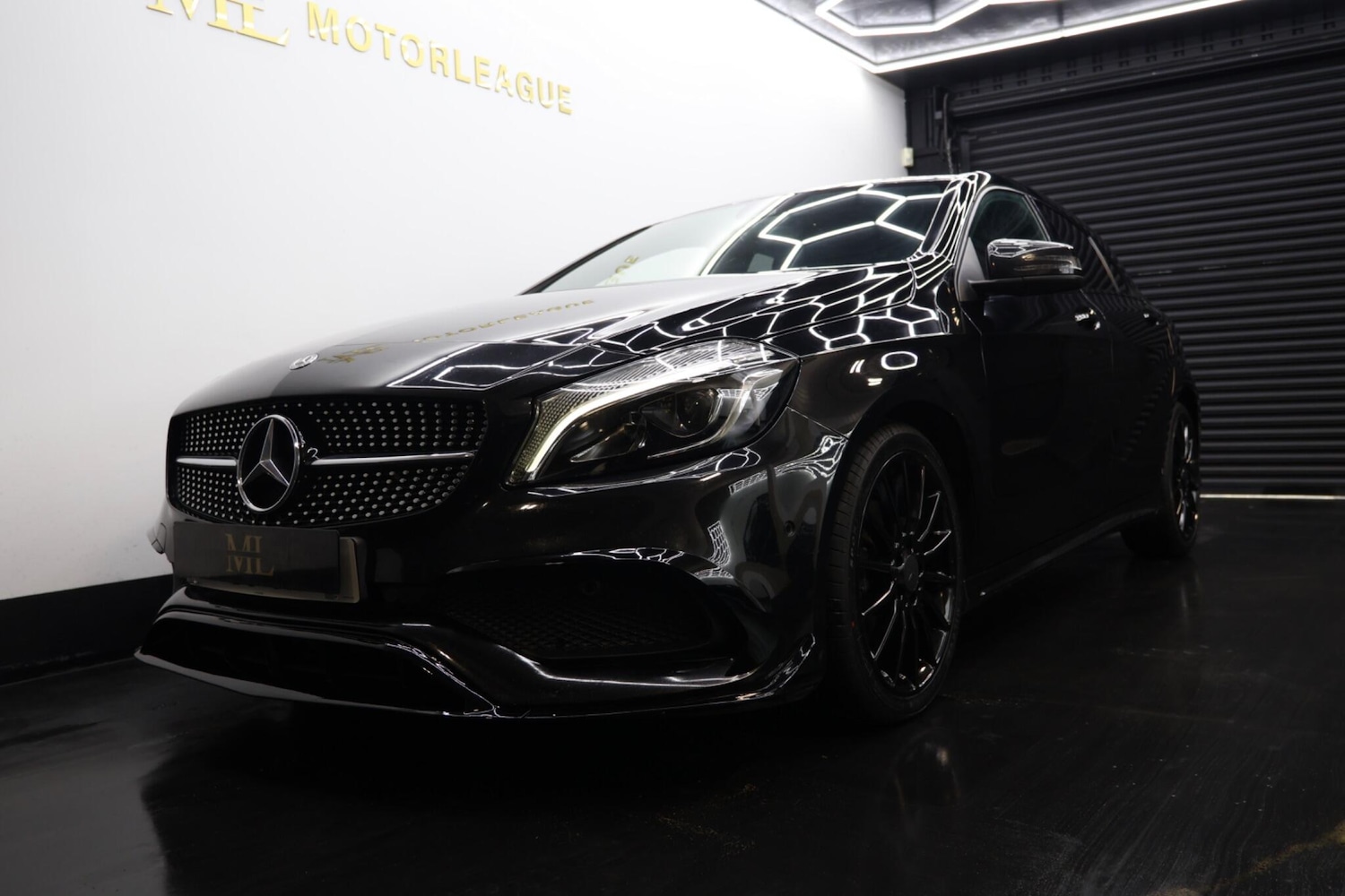 Used Mercedes-Benz A-Class 2017 for sale - 77633407: Photo 3