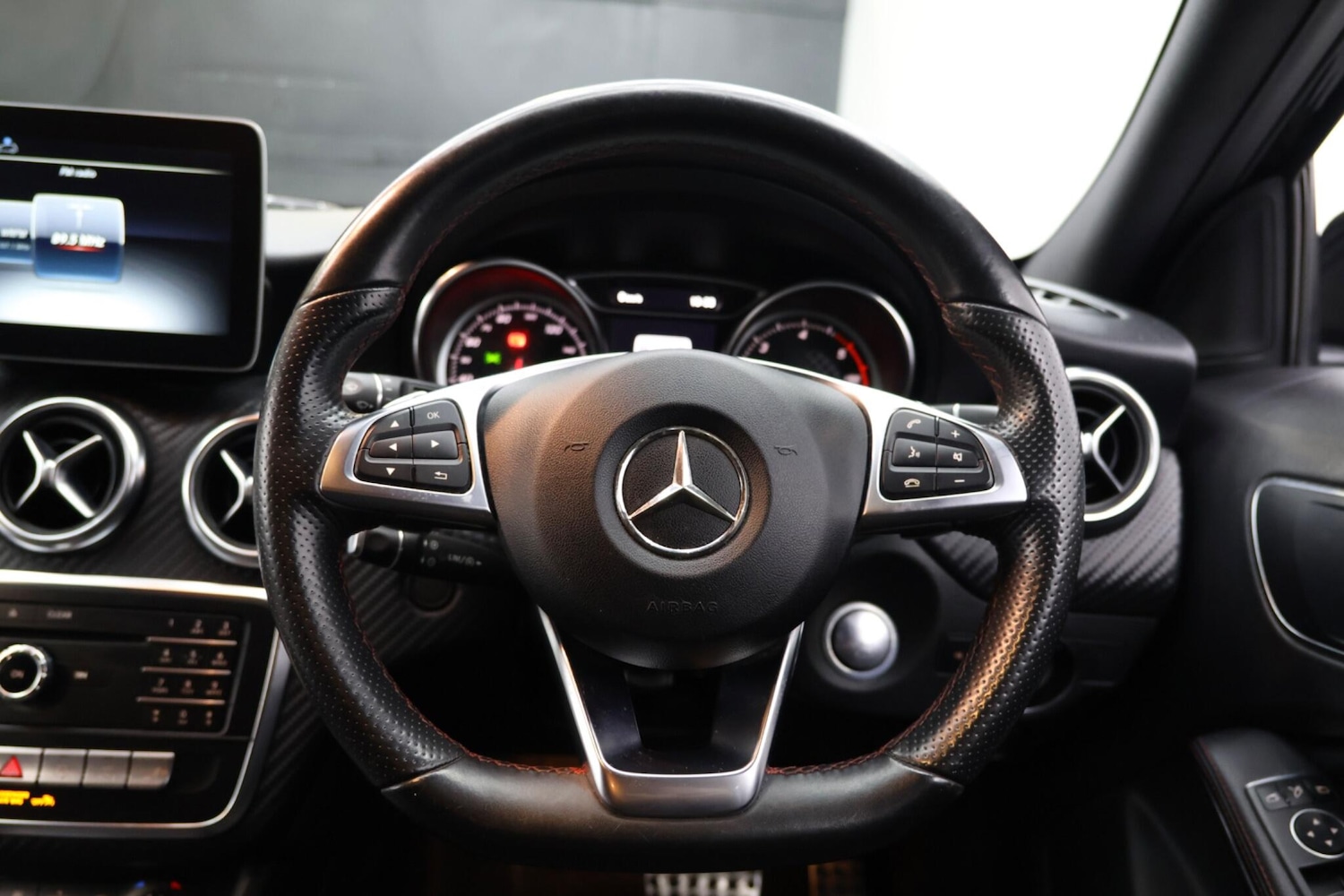 Used Mercedes-Benz A-Class 2017 for sale - 77633407: Photo 39