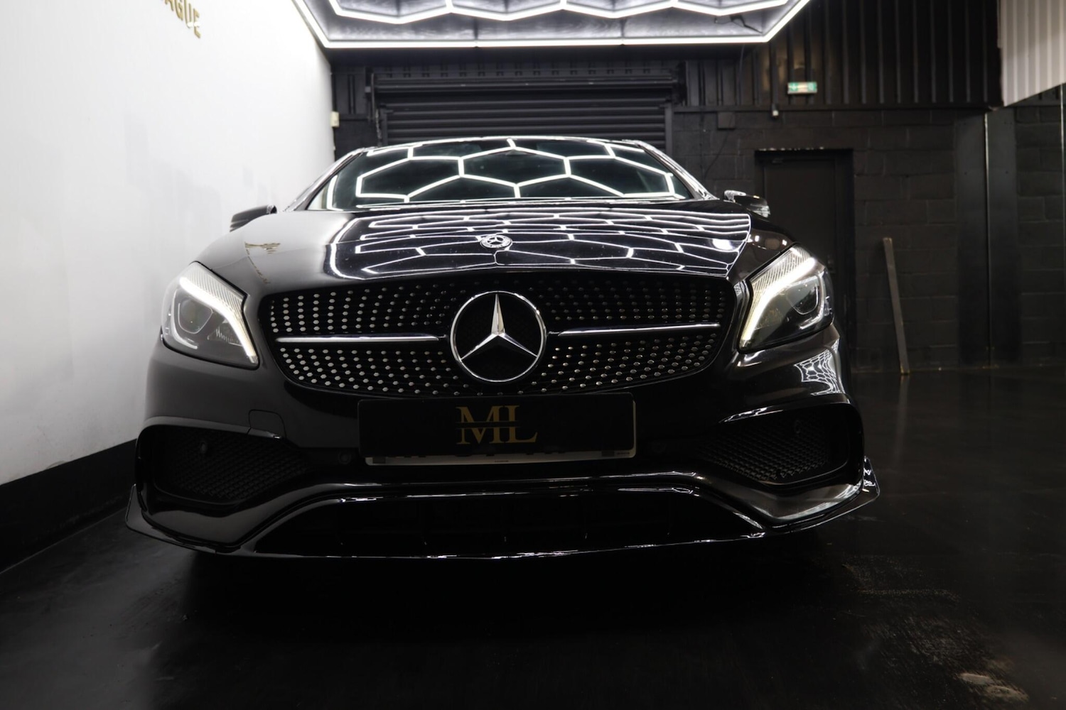 Used Mercedes-Benz A-Class 2017 for sale - 77633407: Photo 4