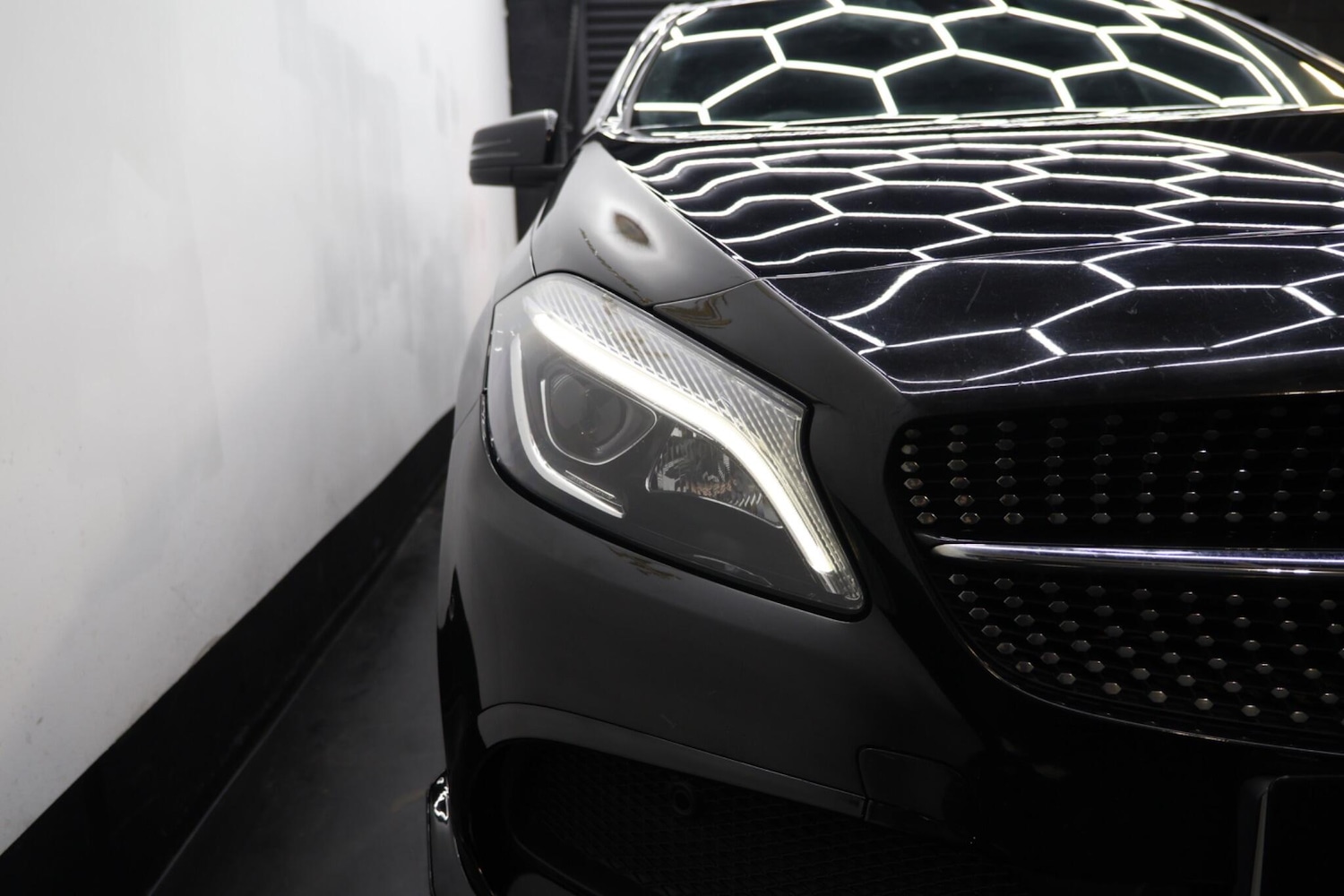 Used Mercedes-Benz A-Class 2017 for sale - 77633407: Photo 8