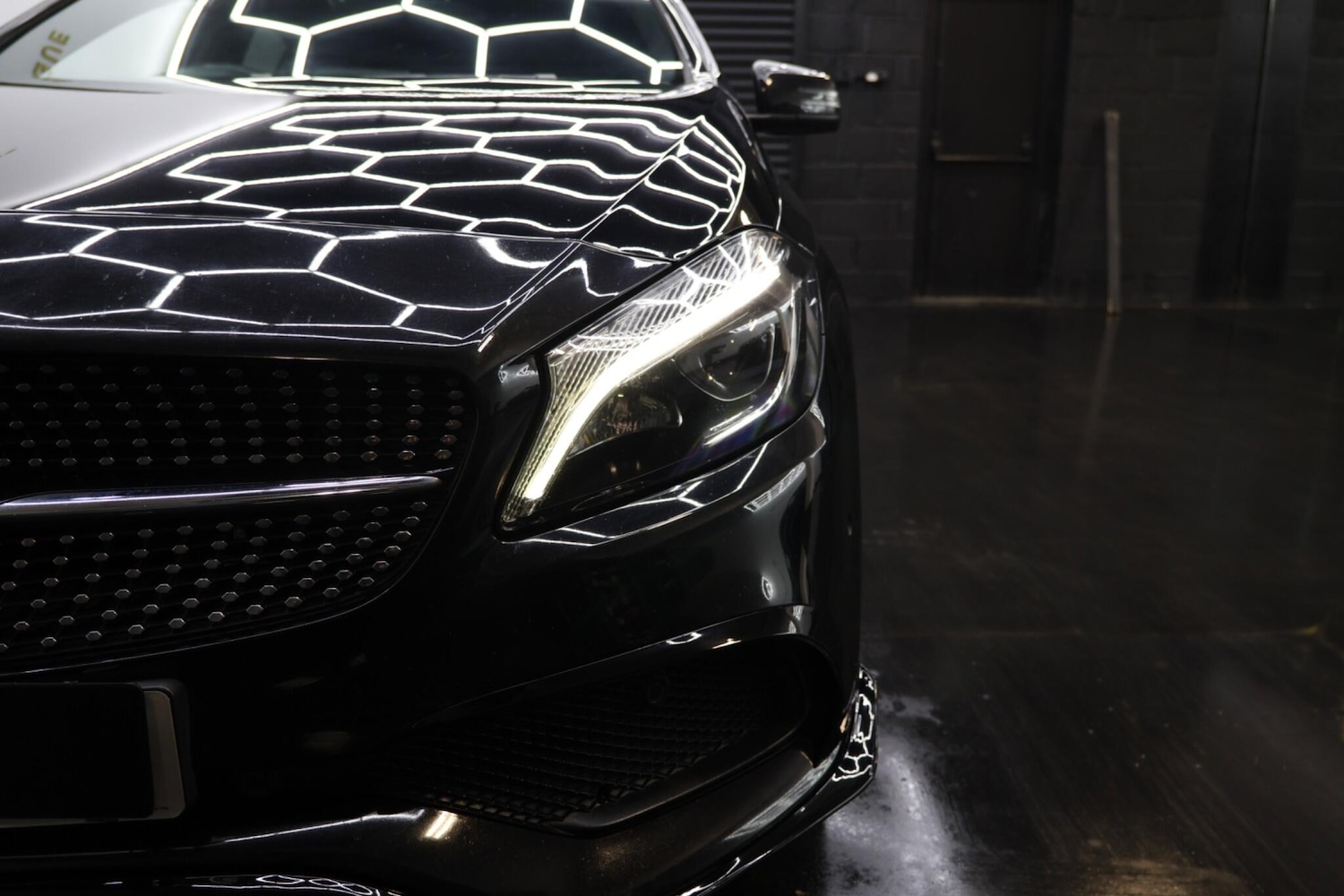 Used Mercedes-Benz A-Class 2017 for sale - 77633407: Photo 9