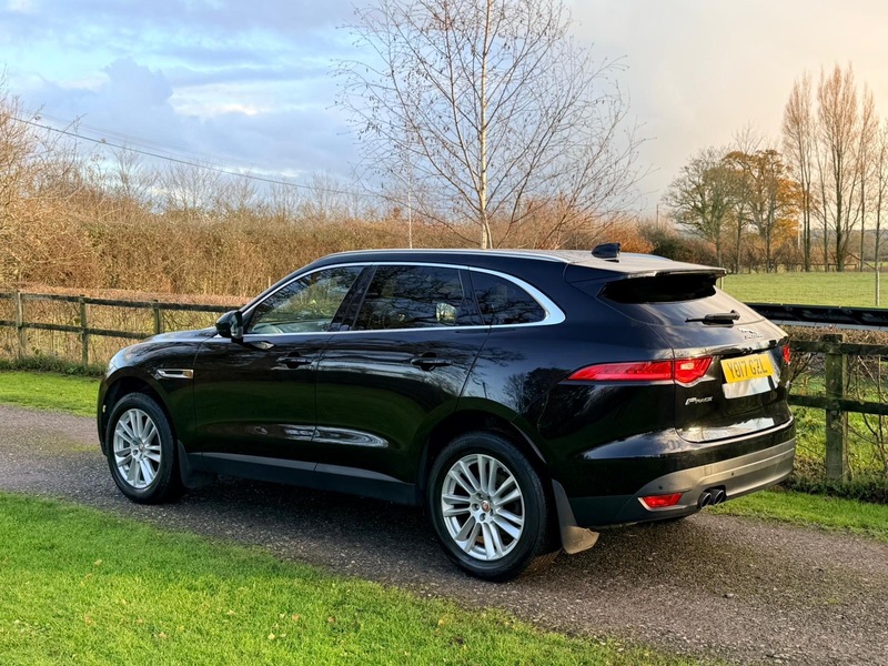 Used Jaguar F-Pace 2017 for sale - 76821389: Photo 5