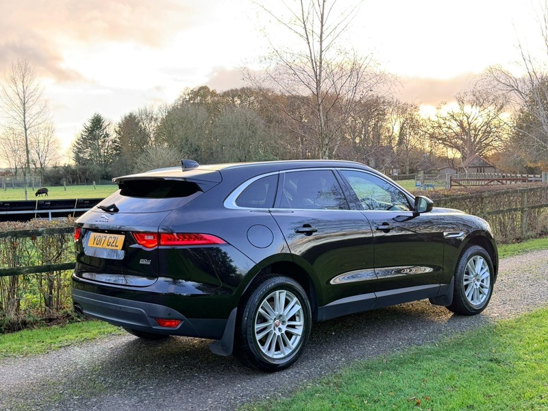 Used Jaguar F-Pace 2017 for sale - 76821389: Photo 7