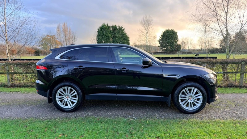 Used Jaguar F-Pace 2017 for sale - 76821389: Photo 8