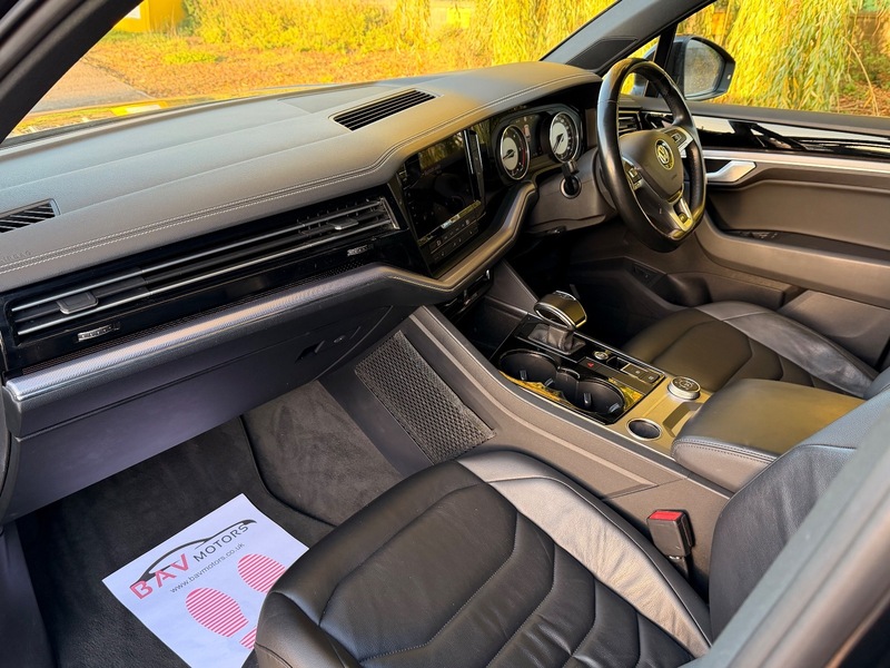 Used Volkswagen Touareg 2019 for sale - 76611430: Photo 12