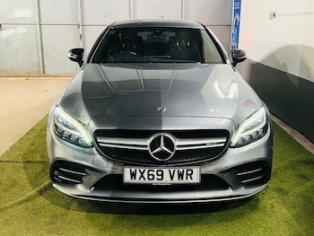 Used Mercedes-Benz C-Class 2019 for sale - 76069350: Photo 2