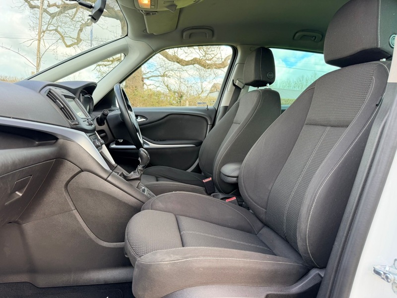 Used Vauxhall Zafira 2018 for sale - 78062062: Photo 10