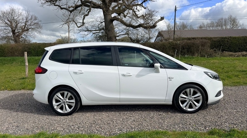 Used Vauxhall Zafira 2018 for sale - 78062062: Photo 2