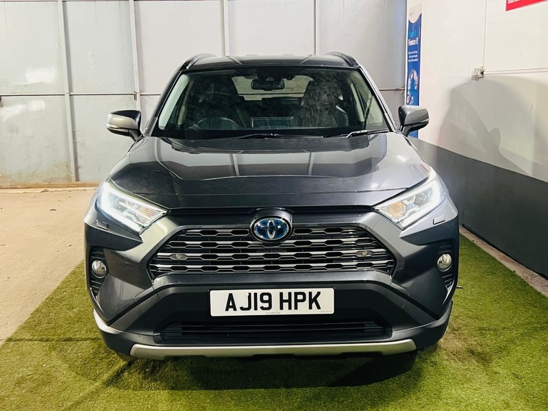 Used Toyota RAV4 2019 for sale - 76081476: Photo 2