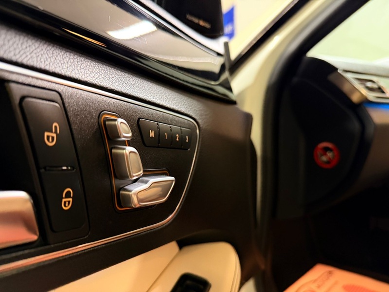 Used Mercedes-Benz E Class 2015 for sale - 77052236: Photo 21