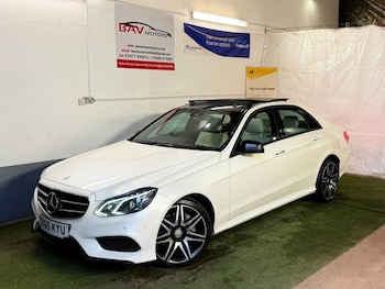 Used Mercedes-Benz E Class 2015 for sale - 77052236: Photo