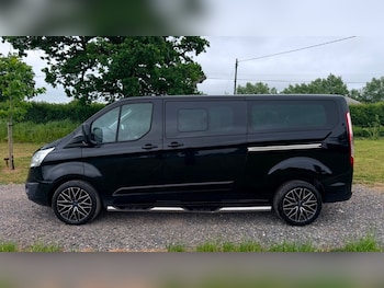 Used Ford Tourneo Custom 2016 for sale - 78781701: Photo
