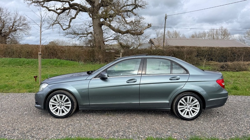Used Mercedes-Benz C Class 2011 for sale - 77821757: Photo 4