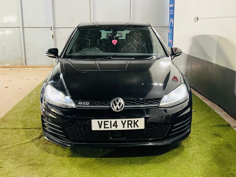 Used Volkswagen Golf 2014 for sale - 76304520: Photo 2