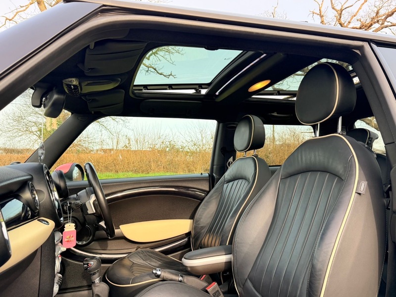 Used MINI Hatch 2010 for sale - 77564120: Photo 13