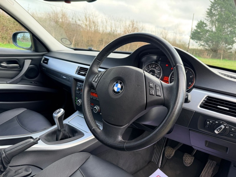 Used BMW 3 Series 2009 for sale - 77668118: Photo 15