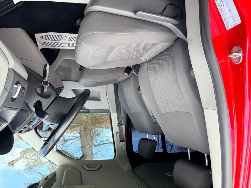 Used Volkswagen Transporter 2014 for sale - 77937561: Photo 9