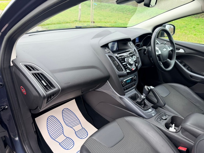 Used Ford Focus 2014 for sale - 78062060: Photo 9