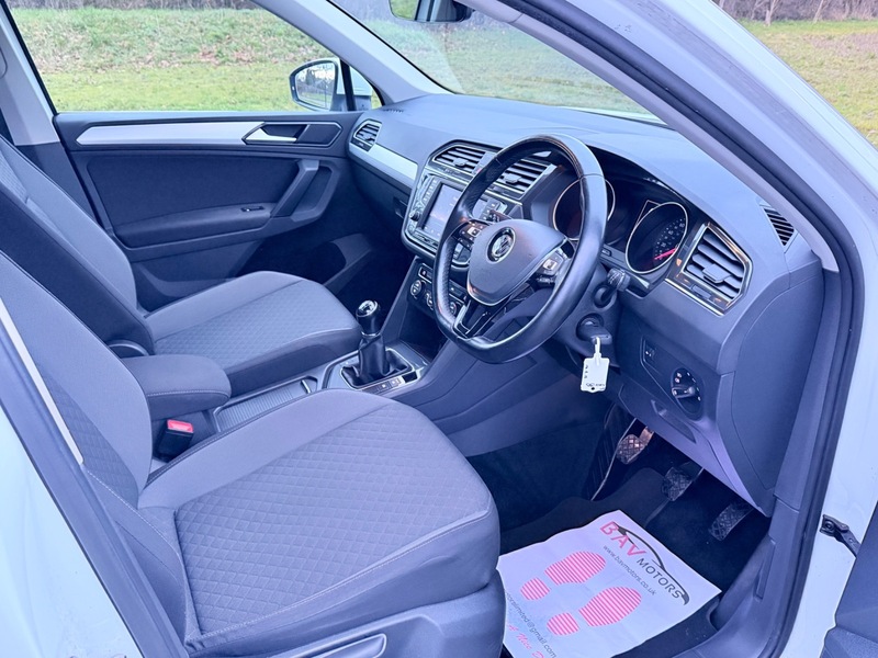 Used Volkswagen Tiguan 2017 for sale - 77423090: Photo 10