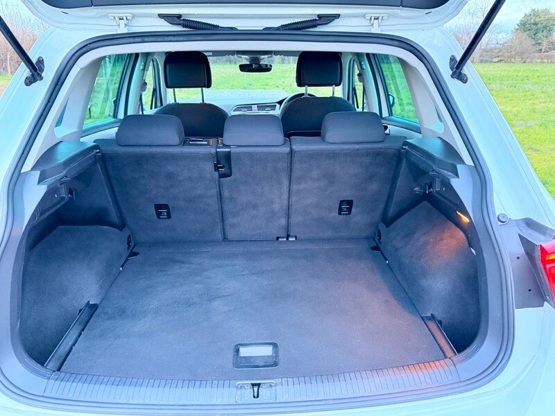 Used Volkswagen Tiguan 2017 for sale - 77423090: Photo 15