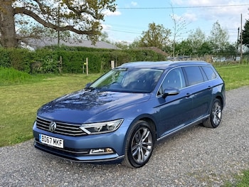 Used Volkswagen Passat 2017 for sale - 78345345: Photo