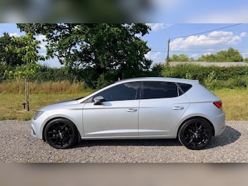 Used SEAT Leon 2019 for sale - 79187380: Photo