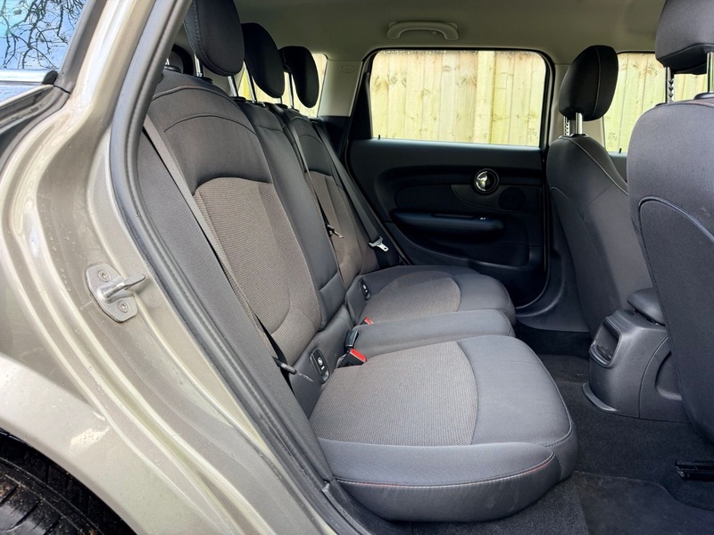 Used MINI Clubman 2017 for sale - 76863597: Photo 17