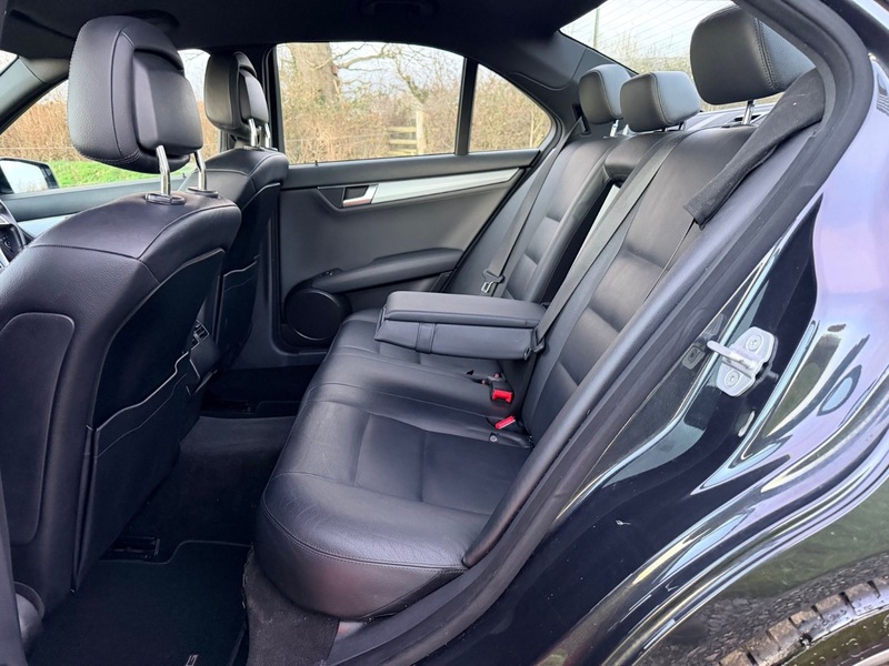 Used Mercedes-Benz C Class 2012 for sale - 77547925: Photo 15