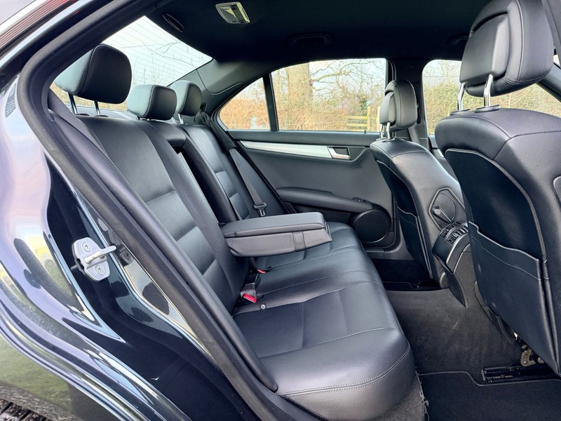 Used Mercedes-Benz C Class 2012 for sale - 77547925: Photo 17