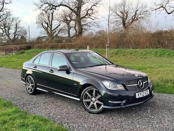 Used Mercedes-Benz C Class 2012 for sale - 77547925: Photo