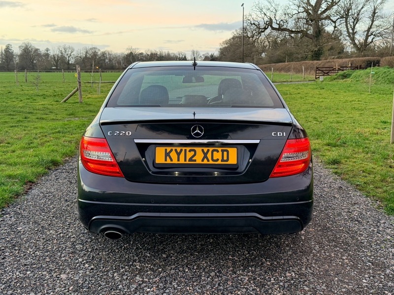 Used Mercedes-Benz C Class 2012 for sale - 77547925: Photo 6