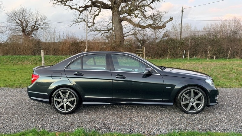 Used Mercedes-Benz C Class 2012 for sale - 77547925: Photo 8
