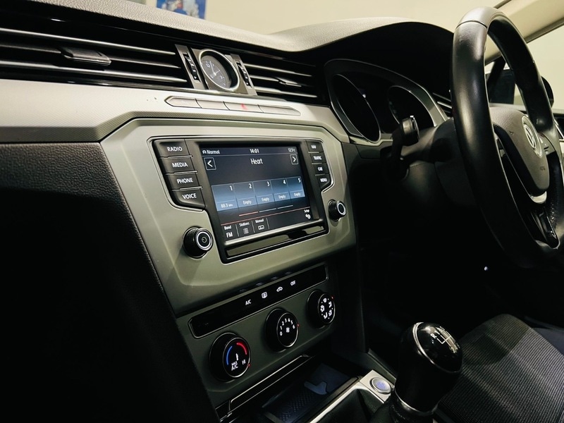 Used Volkswagen Passat 2015 for sale - 76430597: Photo 10