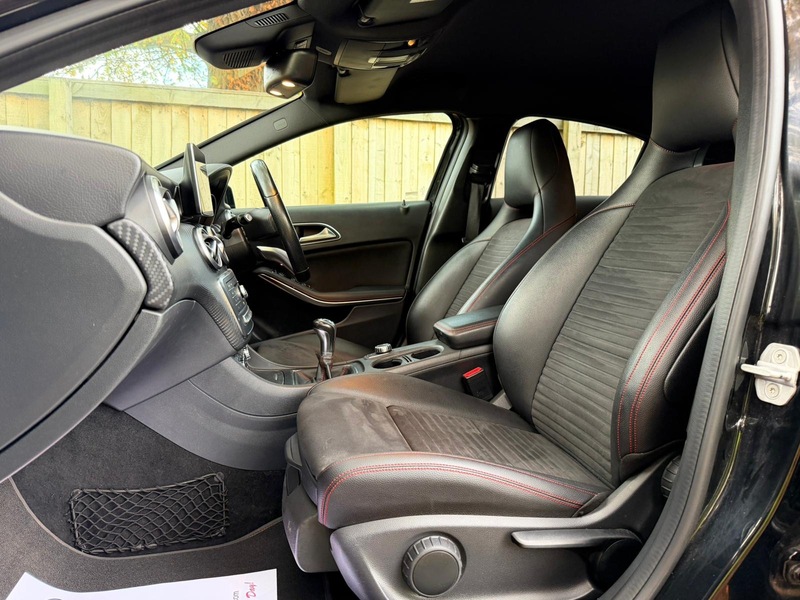 Used Mercedes-Benz A-Class 2015 for sale - 76454918: Photo 10