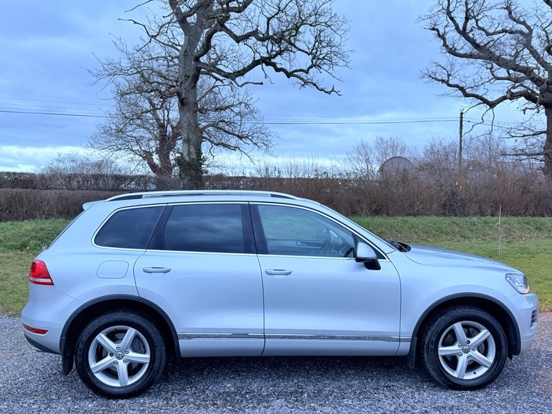 Used Volkswagen Touareg 2011 for sale - 77437924: Photo 5