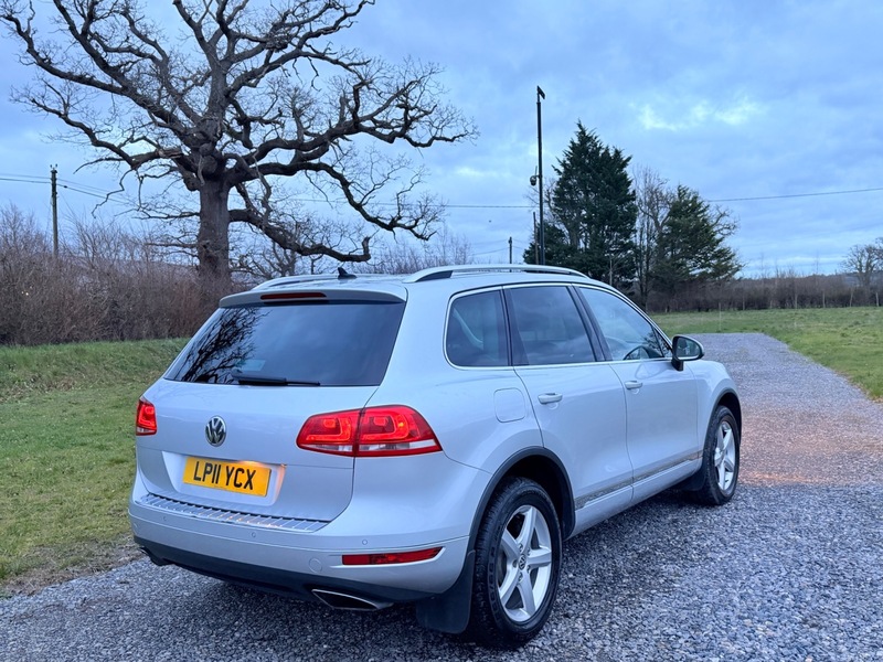 Used Volkswagen Touareg 2011 for sale - 77437924: Photo 6
