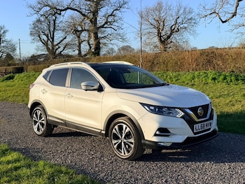 Used Nissan Qashqai 2018 for sale - 77937552: Photo