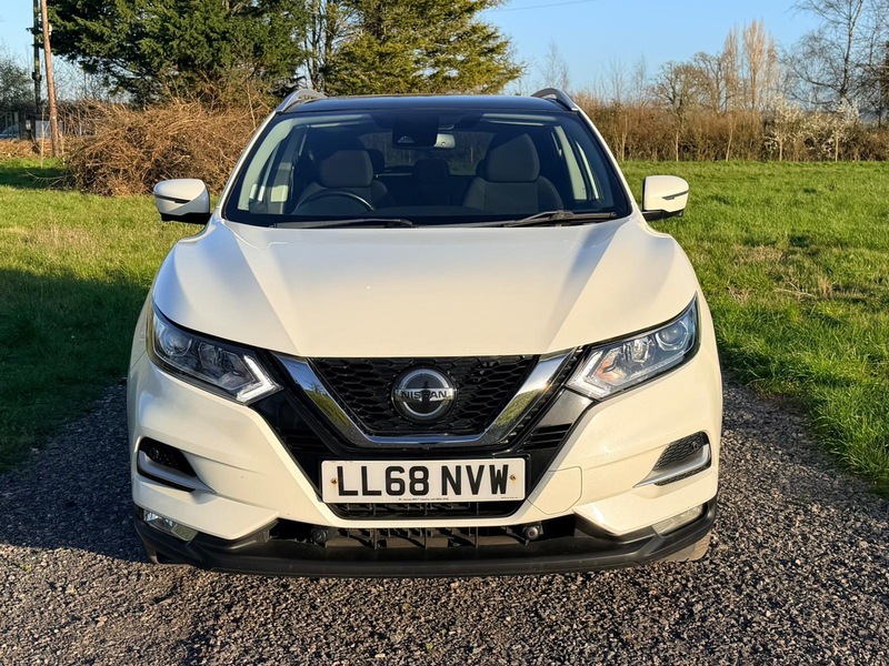 Used Nissan Qashqai 2018 for sale - 77937552: Photo 2