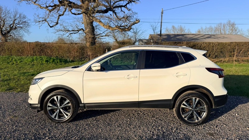 Used Nissan Qashqai 2018 for sale - 77937552: Photo 4
