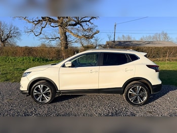 Used Nissan Qashqai 2018 for sale - 77937552: Photo