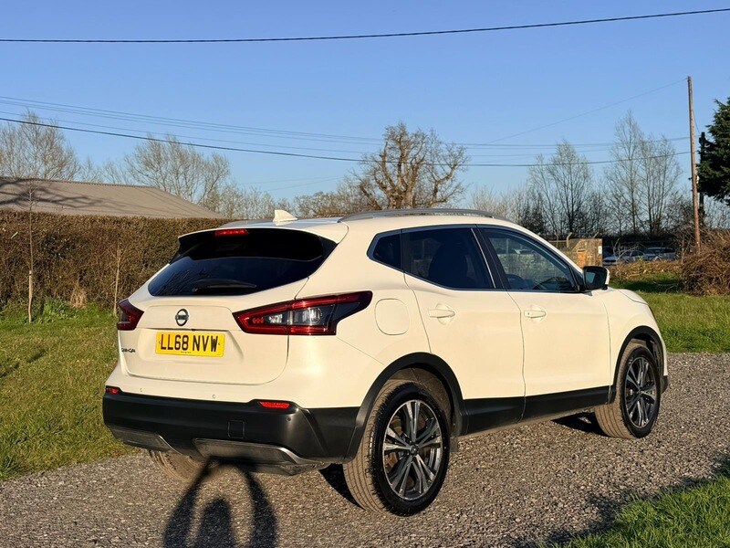 Used Nissan Qashqai 2018 for sale - 77937552: Photo 7