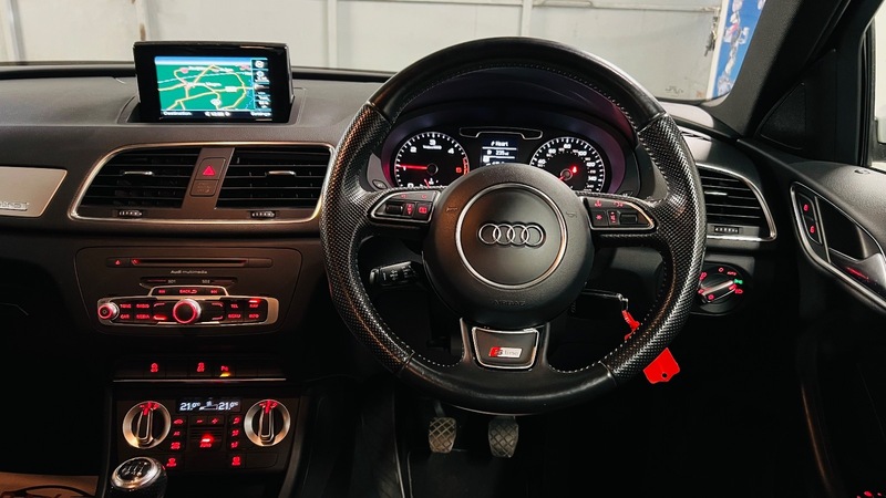 Used Audi Q3 2013 for sale - 76396648: Photo 15