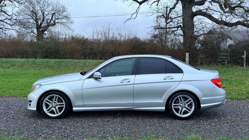 Used Mercedes-Benz C Class 2013 for sale - 76974050: Photo 4
