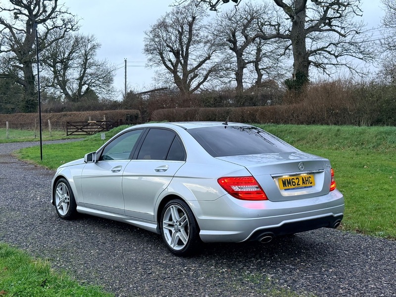 Used Mercedes-Benz C Class 2013 for sale - 76974050: Photo 5
