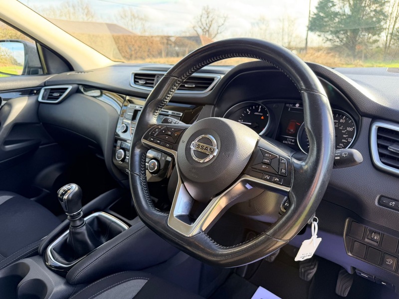 Used Nissan Qashqai 2018 for sale - 77720742: Photo 11